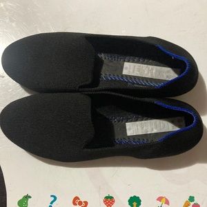 Rothy’s Black women’s round toe flats machine washable size W5.5